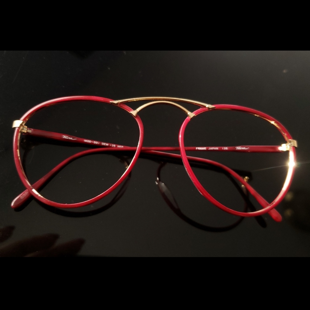 VINTAGE Tura Frames #501